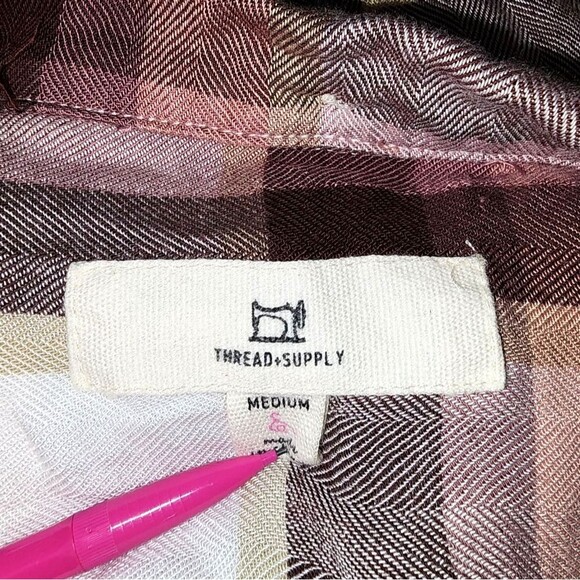 Thread & Supply Deep Cranberry Holly Plaid Flannel Button Front Shirt Size M - Picture 5 of 7